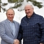 Putin Qozondagi turnirning ochilishiga Lukashenkoni ham taklif qildi