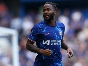 Рахим Стерлингнинг уйига босқинчилар ҳужум қилди