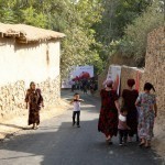O‘zbekiston aholisining katta qismi shaharda yashaydimi yoki qishloqda? 