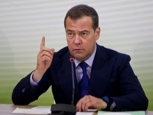 Медведев Европа давлатларига “Орешник” билан таҳдид қилди (видео)