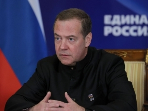 Сулҳ Эрон учун муваффақият – Медведев