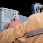 Endi ayrimlar uchun elektr kunduzi arzonlashib, tunda qimmatlashadi