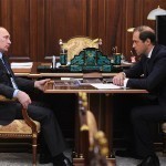 Putin Bosh vazirning yangi o‘rinbosarini tayinladi. U sanksiyalar zahridan qutqarishiga umid qilinyapti