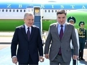 Мирзиёев Остонага етиб борди