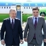 Мирзиёев Остонага етиб борди