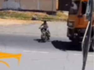 Truck hits 9-year-old bicyclist in Yangiyul district (video)
