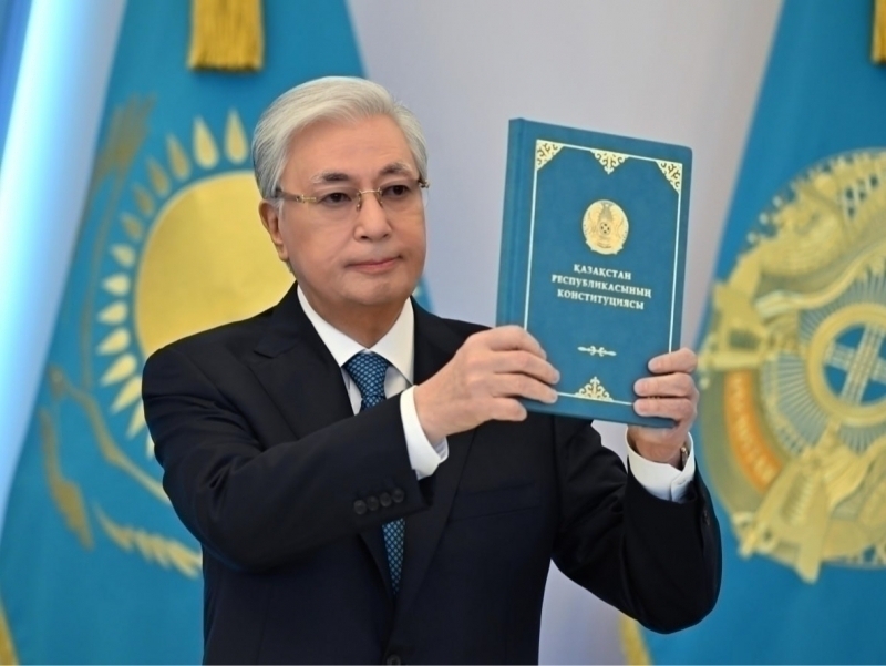To‘qayev Qozog‘istonning yangi Konstitutsiyasini tasdiqladi (video)