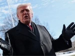 Tramp Hormuzni minalardan tozalash boshlanganini e’lon qildi