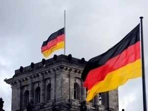 Germaniya Yevropada yadroviy qurollarni birgalikda moliyalashtirishga chaqirdi