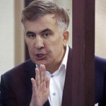Saakashvilini badarg‘a qilgan sobiq prezident uni ko‘rgani shifoxonaga bordi