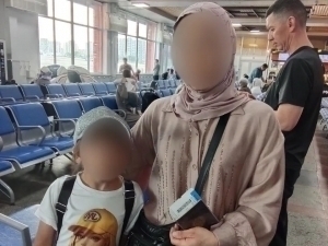 Rossiyada qiyin ahvolda qolgan ona-bola O‘zbekistonga qaytarildi