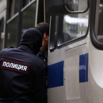 Россия Ўзбекистонда қидирилаётган фирибгарни экстрадиция қилди