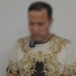 Avtobusda qizlarga shahvoniy shilqimlik qilgan erkak qamaldi (video)