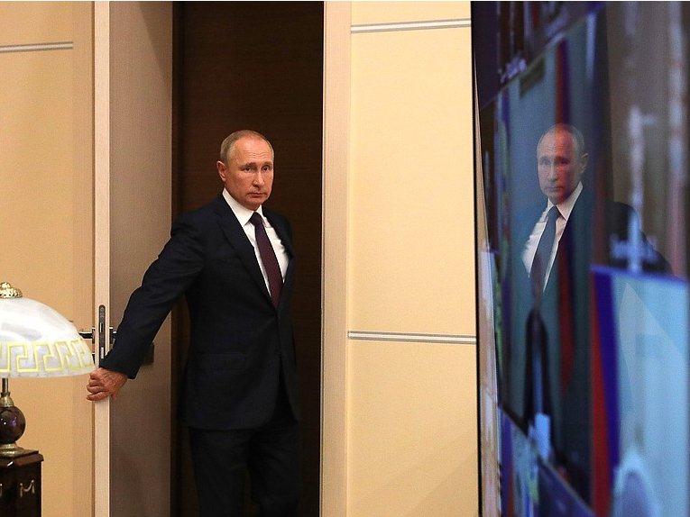 Путин Хавфсизлик Кенгаши билан Лукашенконинг Москвага ташрифини муҳокама қилди