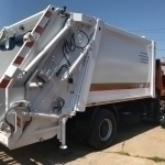 A female student is fatally struck by a garbage truck in Bukhara