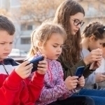 Kanada 16 yoshgacha bo‘lgan bolalar uchun ijtimoiy tarmoqlarni taqiqlamoqchi