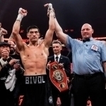 Bivol ikkita jahon chempionligini himoya qildi