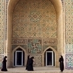 “Innovative idea”. Plastic frames are installed in the ancient monument in Bukhara
