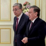 Mirziyoyev To‘qayevga o‘rmon yong‘iniga qarshi kurashishda O‘zbekiston yordam ko‘rsatishga tayyorligini aytdi