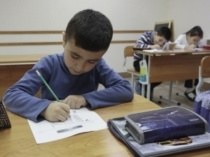 Россия мактабларига қанча мигрант болалар қабул қилингани айтилди