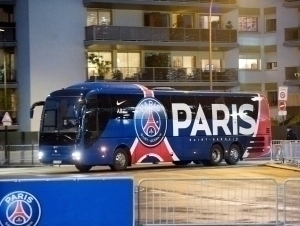 Ispaniyada PSJ avtobusi toshbo‘ron qilindi