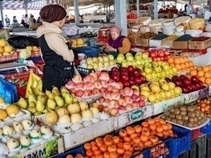Large markets in Tashkent are proposed to undergo reconstruction, transforming them into multi-storey complexes