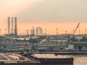 Abu-Dabidagi dunyoning eng yirik neft zavodlaridan biriga dron zarba berdi