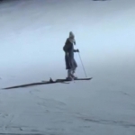 Qirg‘izistonda chang‘i uchayotgan qiz jarlikka qulab tushdi