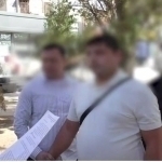 Toshkentda oshxonaga “homiylik qilish” evaziga pul talab qilgan soliqchi ushlandi