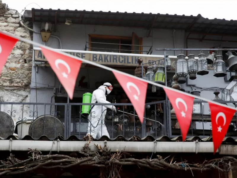 Turkiyaning bosh axborot agentligi mamlakatda pandemiya xavotirli tus olayotganini e’lon qildi