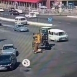 Бухорода экскаватор босиб кетган аёл вафот этди (видео)
