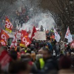 Французлар бўш келмаяпти. Пенсия ислоҳотига қарши саккизинчи намойишлар ўтказилди
