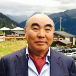 Asqar Akayev: Odamlar menga qo‘ng‘iroq qiladi va xat yuboradi