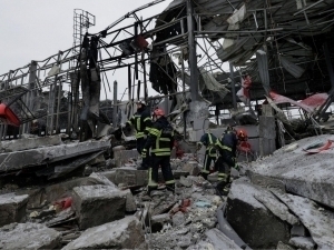 Келишувга қарамай Россия яна Украинага зарба берди