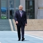 Шавкат Мирзиёев Беларусга жўнаб кетди