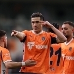 Shomurodov Turkiyada mavsumning ramziy jamoasiga kirdi