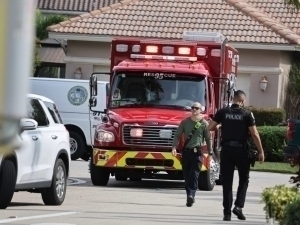 AQSHda gumanitar yordam olib ketayotgan samolyot qulab tushdi