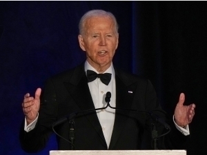 Байден Трамп ва унинг жамоасини олқишлади