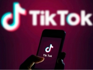 Tramp TikTok’ni amerikaliklarga qaytarmoqchi