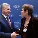 Shavkat Mirziyoyev YeTTB banki prezidenti bilan uchrashdi