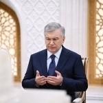 Prezident Imom Buxoriy maqbarasini ziyorat qildi