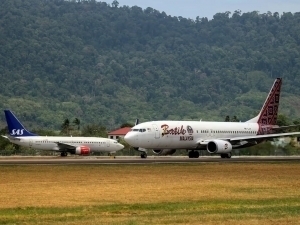 Индонезияда самолёт учувчиси парвоз чоғида ухлаб қолди
