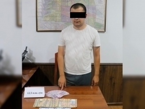 Xorazmda soliqchi pora bilan qo‘lga tushdi