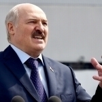 Лукашенко собиқ президентга таҳдид қилганларга жиноий жазо жорий этишни таклиф қилди