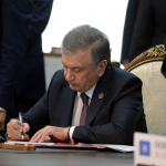 Shavkat Mirziyoyev oilaviy tadbirkorlik to‘g‘risidagi qarorni imzoladi