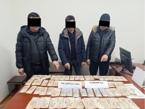 Qoraqalpog‘istonda 2 ming dollar pora so‘ragan soliqchilar ushlandi