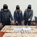 Qoraqalpog‘istonda 2 ming dollar pora so‘ragan soliqchilar ushlandi