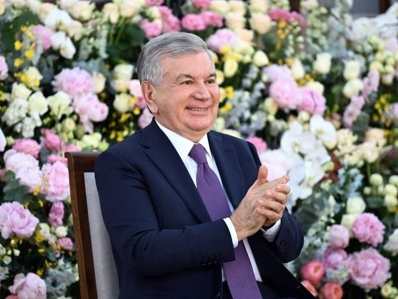Президент матбуот ва ОАВ ходимларини табриклади