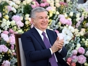 Президент матбуот ва ОАВ ходимларини табриклади