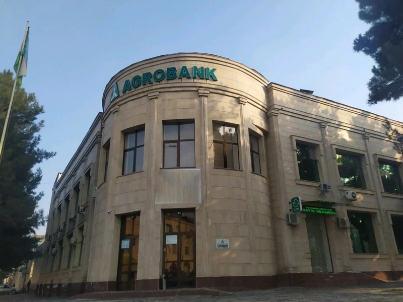 Fuqarolar va davlatni o‘marish: “Agrobank” boshqaruvchisi, 2 xodimi va 6 hokim yordamchisi qamaldi